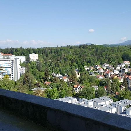 Apartmán Bei Lkh Graz,1X Parkplatz,15 Stock! Exteriér fotografie